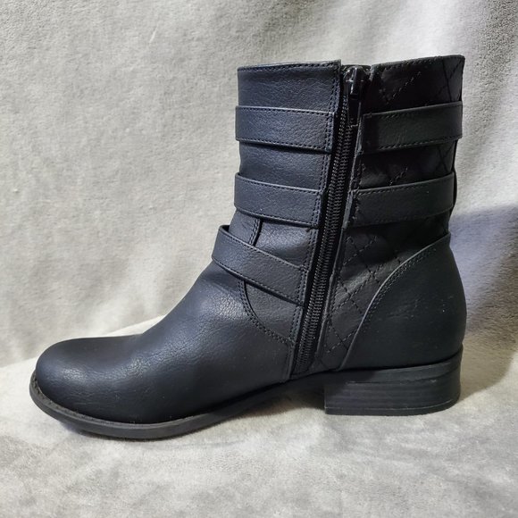 Guess Buckles and Straps Ankle Boots Black Size 9M - Picture 4 of 16